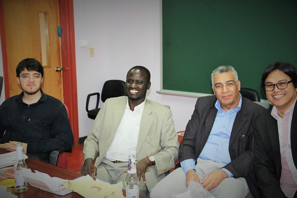 385224_314911711963488_1049385740_n